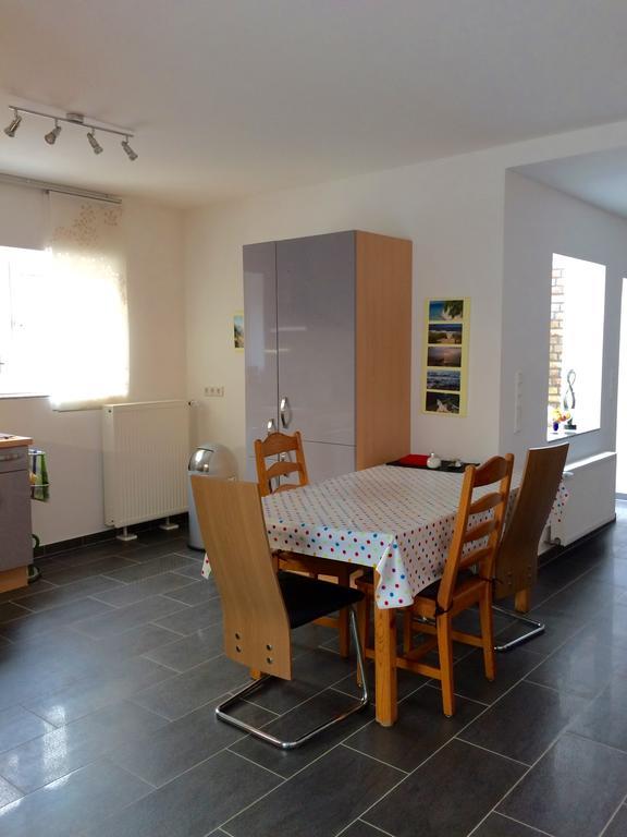 Individuell Wohnen Loft-Charakter Im Innenhof نيوس المظهر الخارجي الصورة